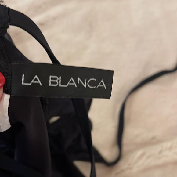 La Blanca black one piece , tie around neck - Picture 6 of 8